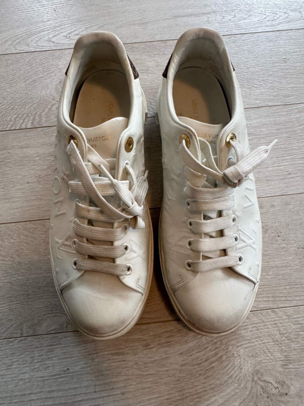 Louis Vuitton Time out Cream Embossed Monogram Leather Sneakers